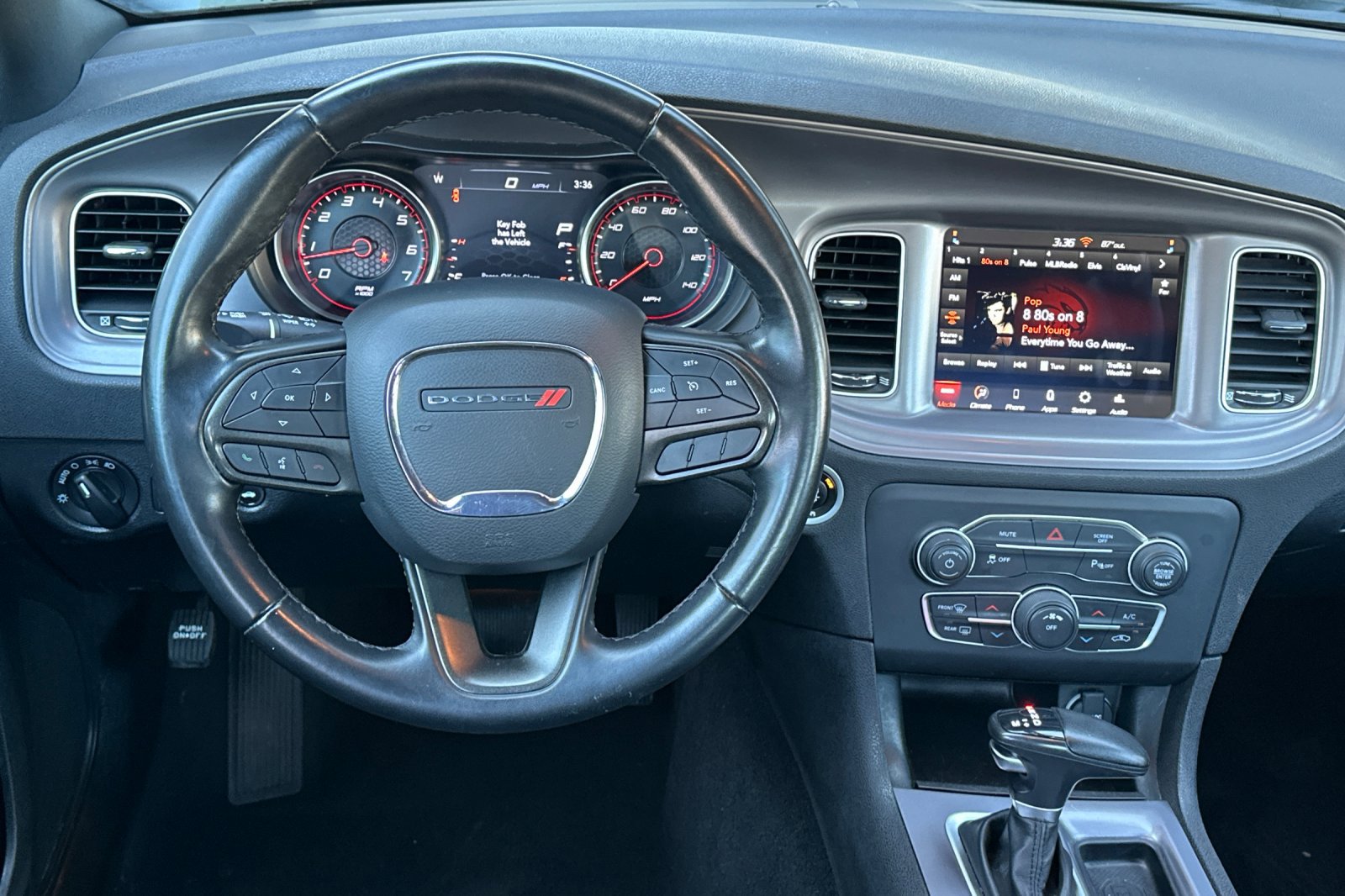 2023 Dodge Charger SXT photo 13