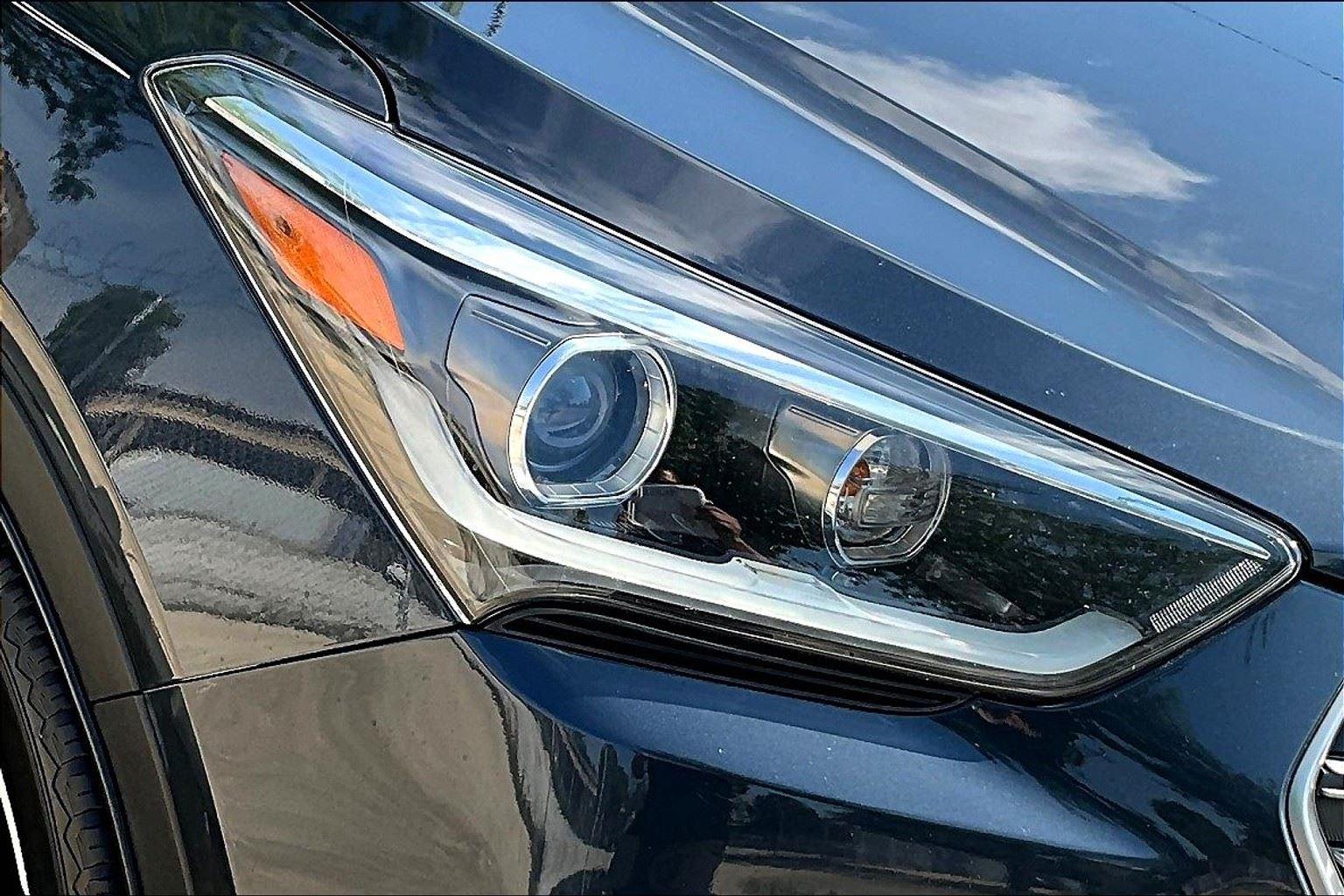 2017 Hyundai Santa Fe Limited Ultimate photo 26