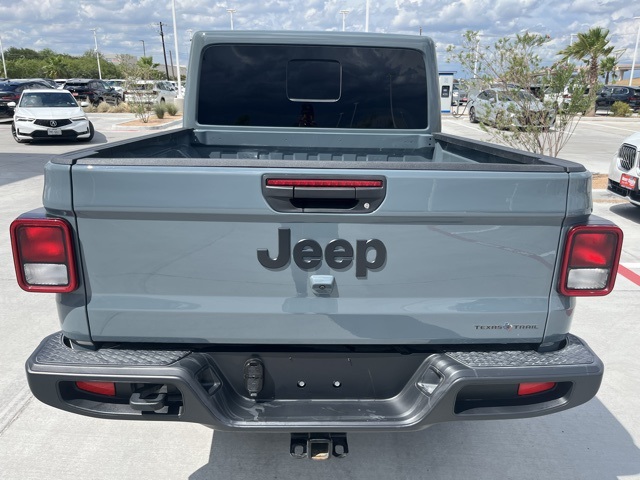 2025 Jeep Gladiator Sport photo 5