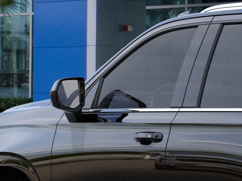 2025 Chevrolet Tahoe LS photo 9