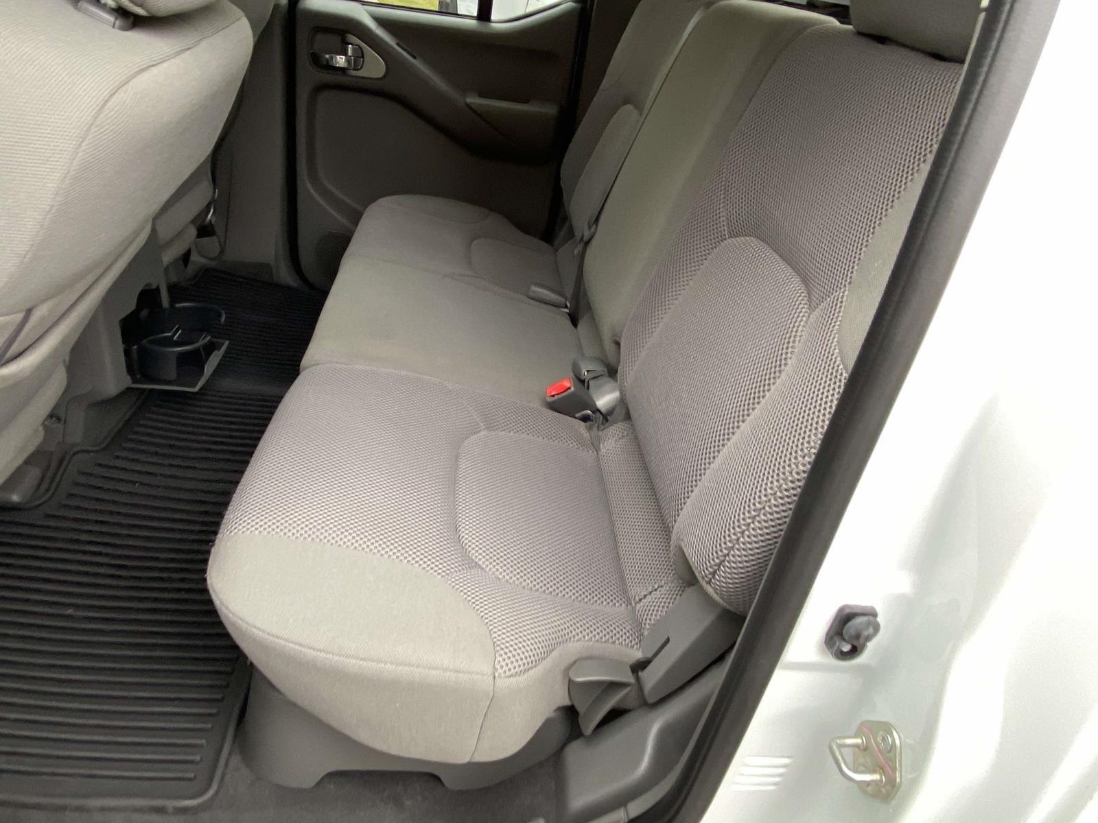 2019 Nissan Frontier SV photo 4