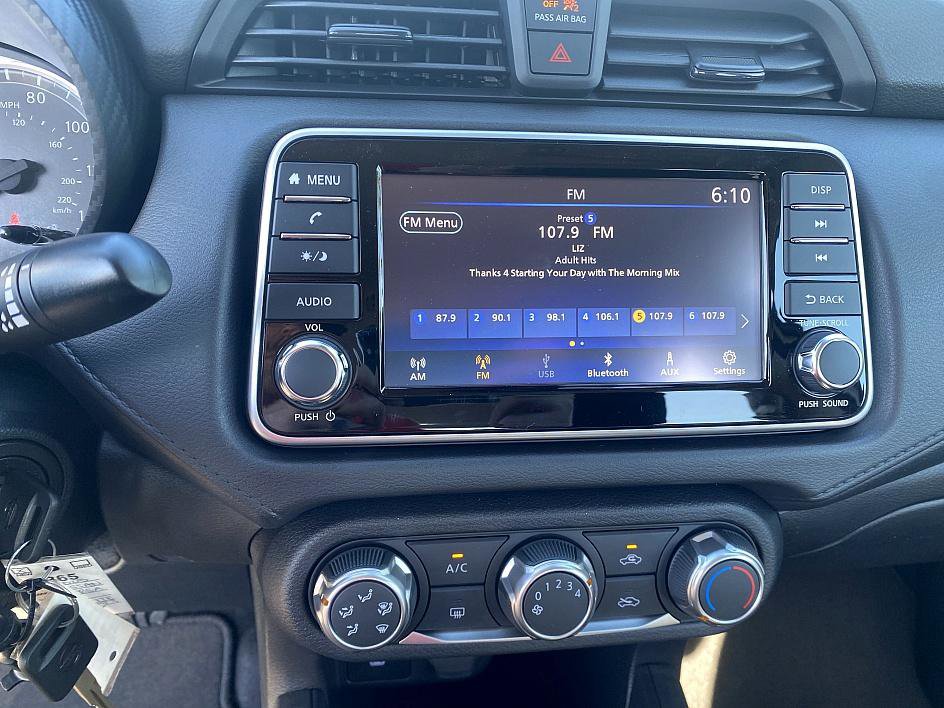 2025 Nissan Versa S photo 10