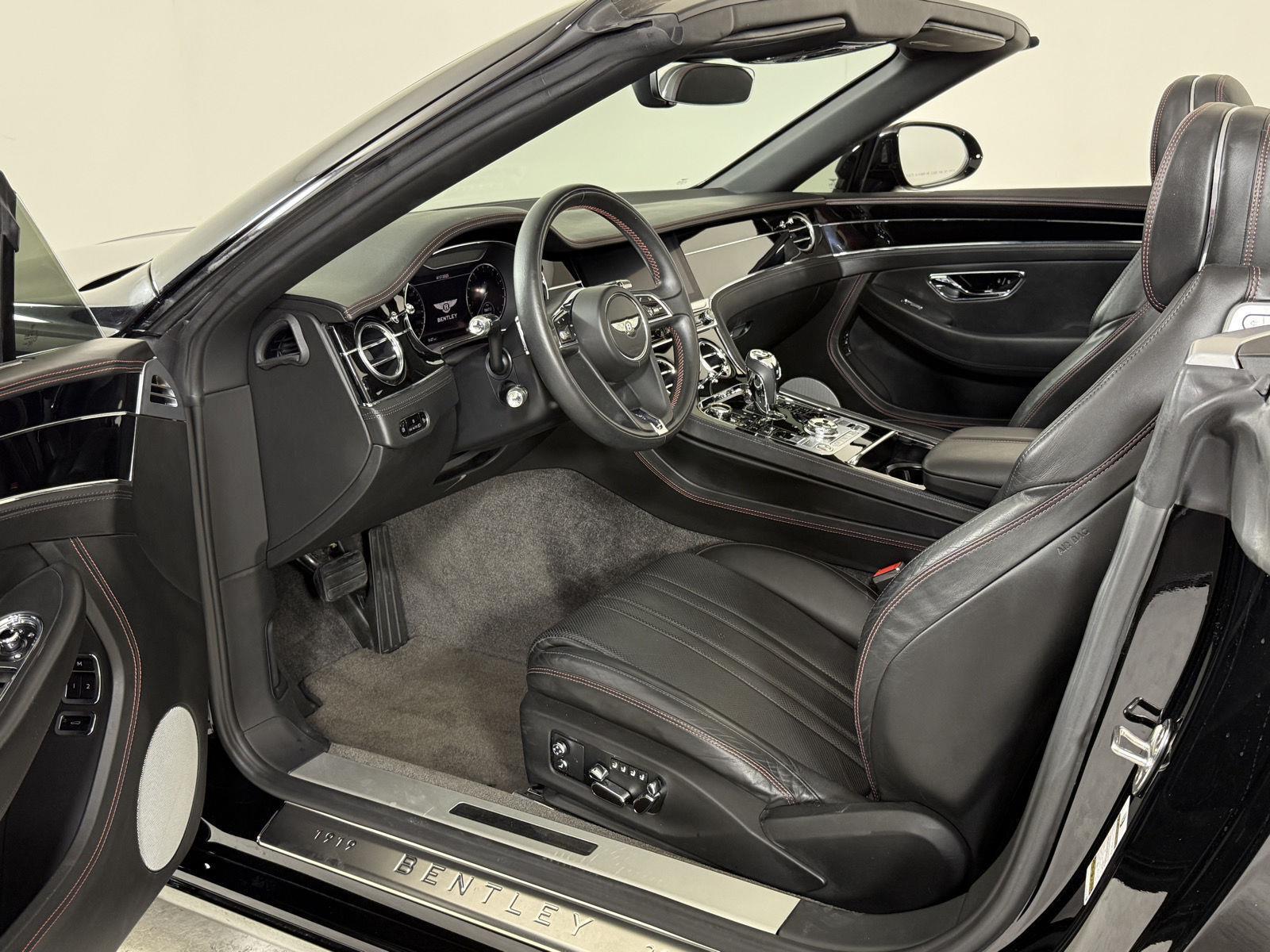 2020 Bentley Continental GT V8 photo 11