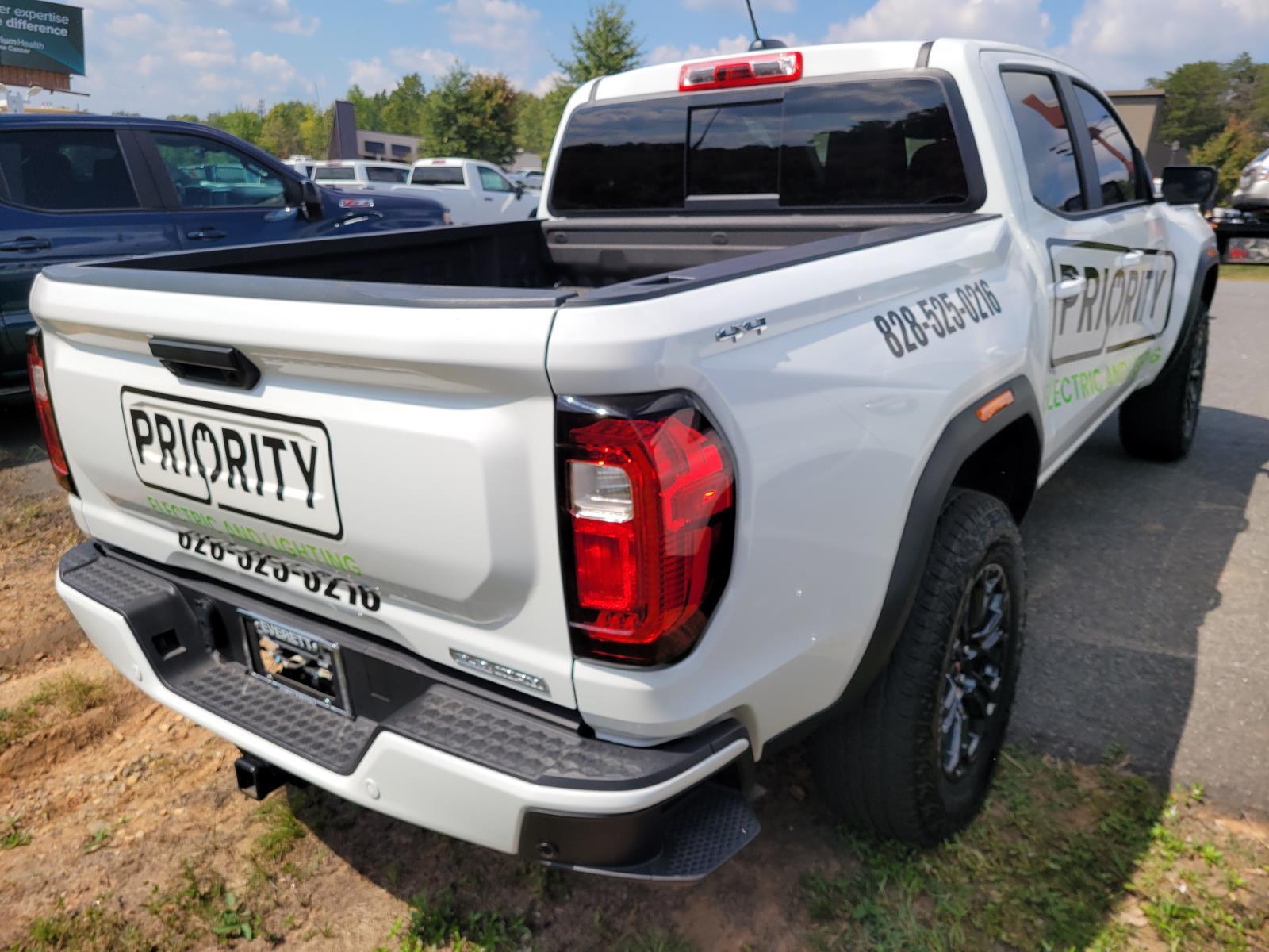 2025 Gmc Canyon Elevation photo 5