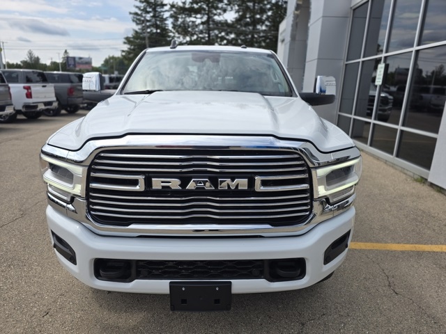 2024 Ram 2500 Laramie photo 3