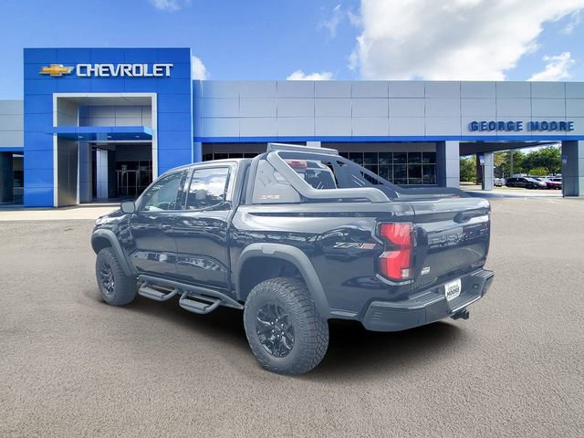 2025 Chevrolet Colorado ZR2 photo 3