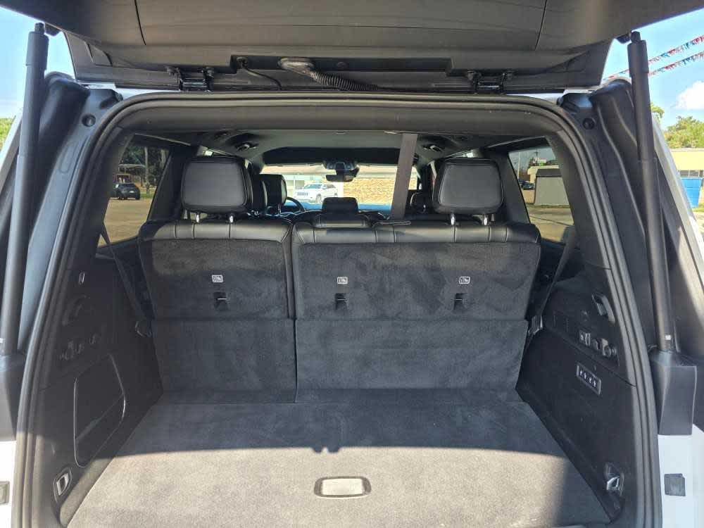 2022 Jeep Wagoneer Series III photo 14