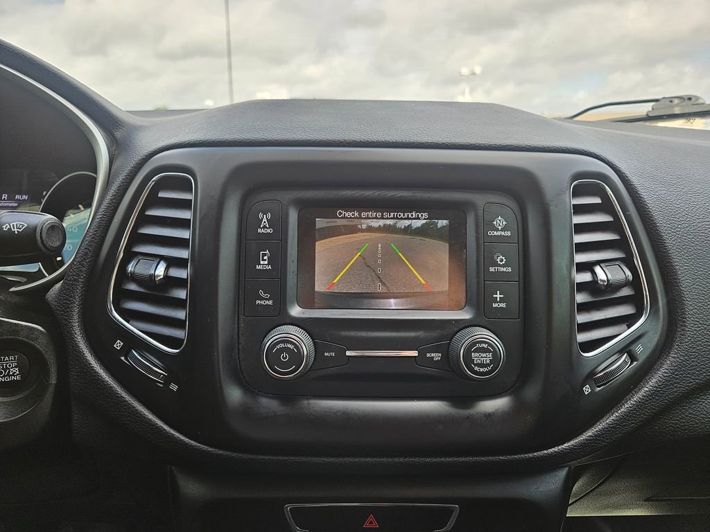 2018 Jeep Compass Latitude photo 11
