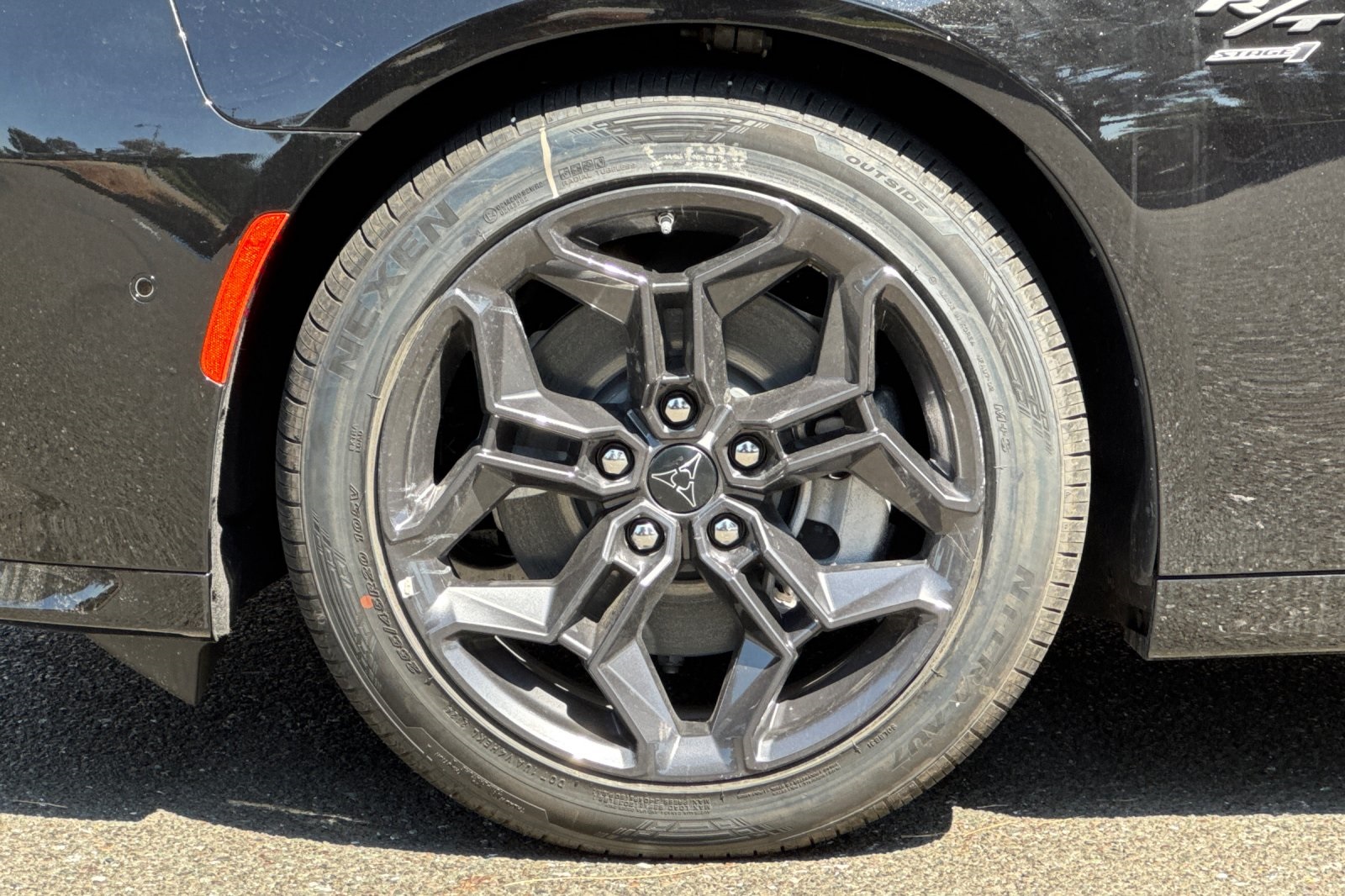2025 Dodge Charger R/T photo 23