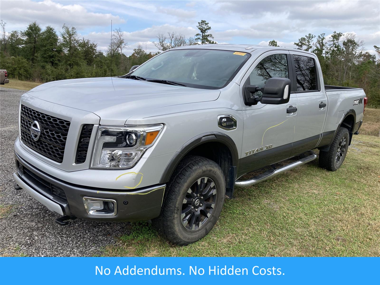 2018 Nissan Titan XD Pro-4X's photo