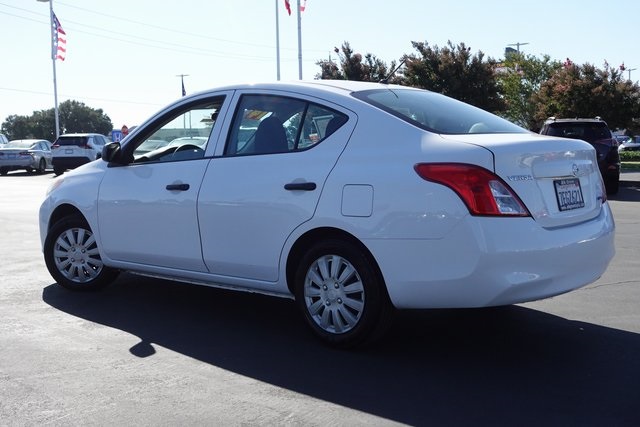 Used 2014 Nissan Versa Sedan S with VIN 3N1CN7AP1EL852194 for sale in Elk Grove, CA