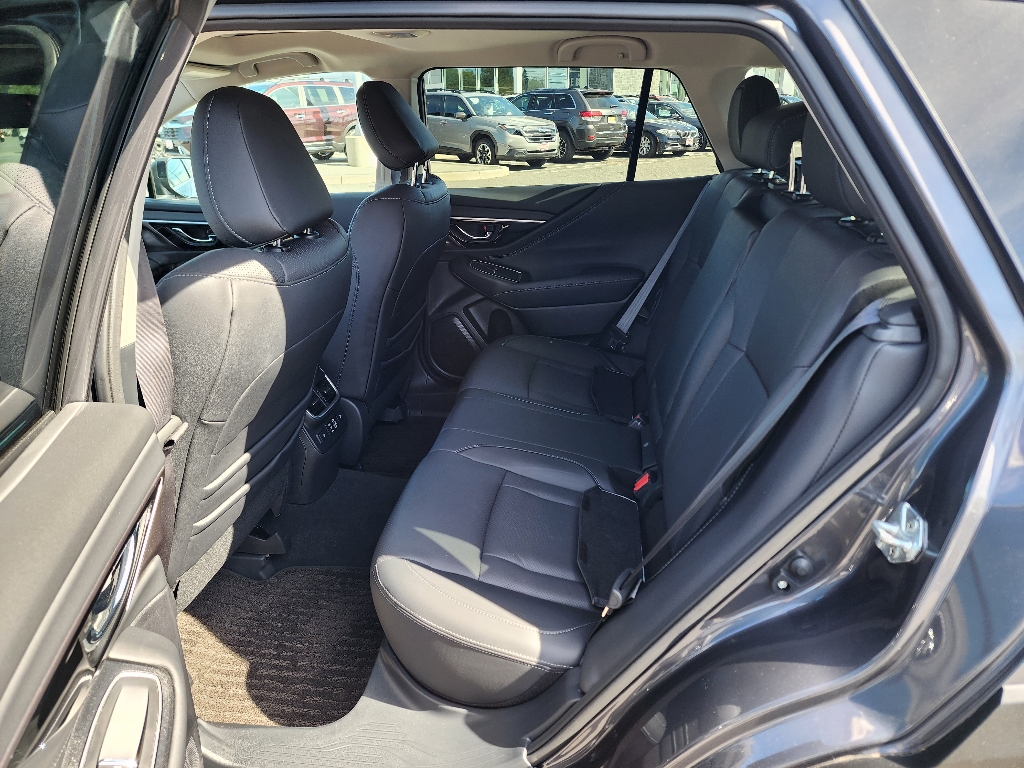 2023 Subaru Outback Limited photo 27