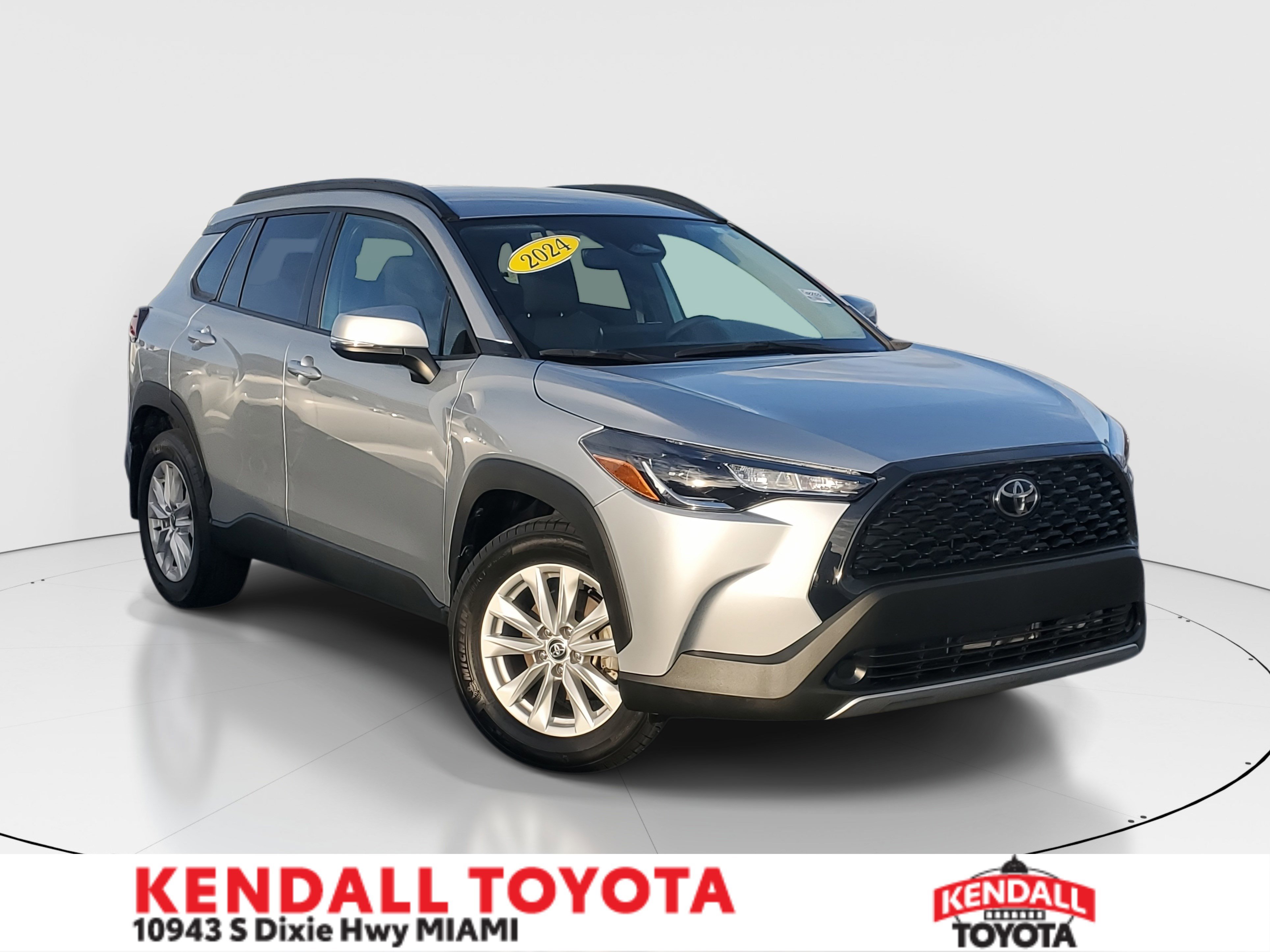 2024 Toyota Corolla Cross LE