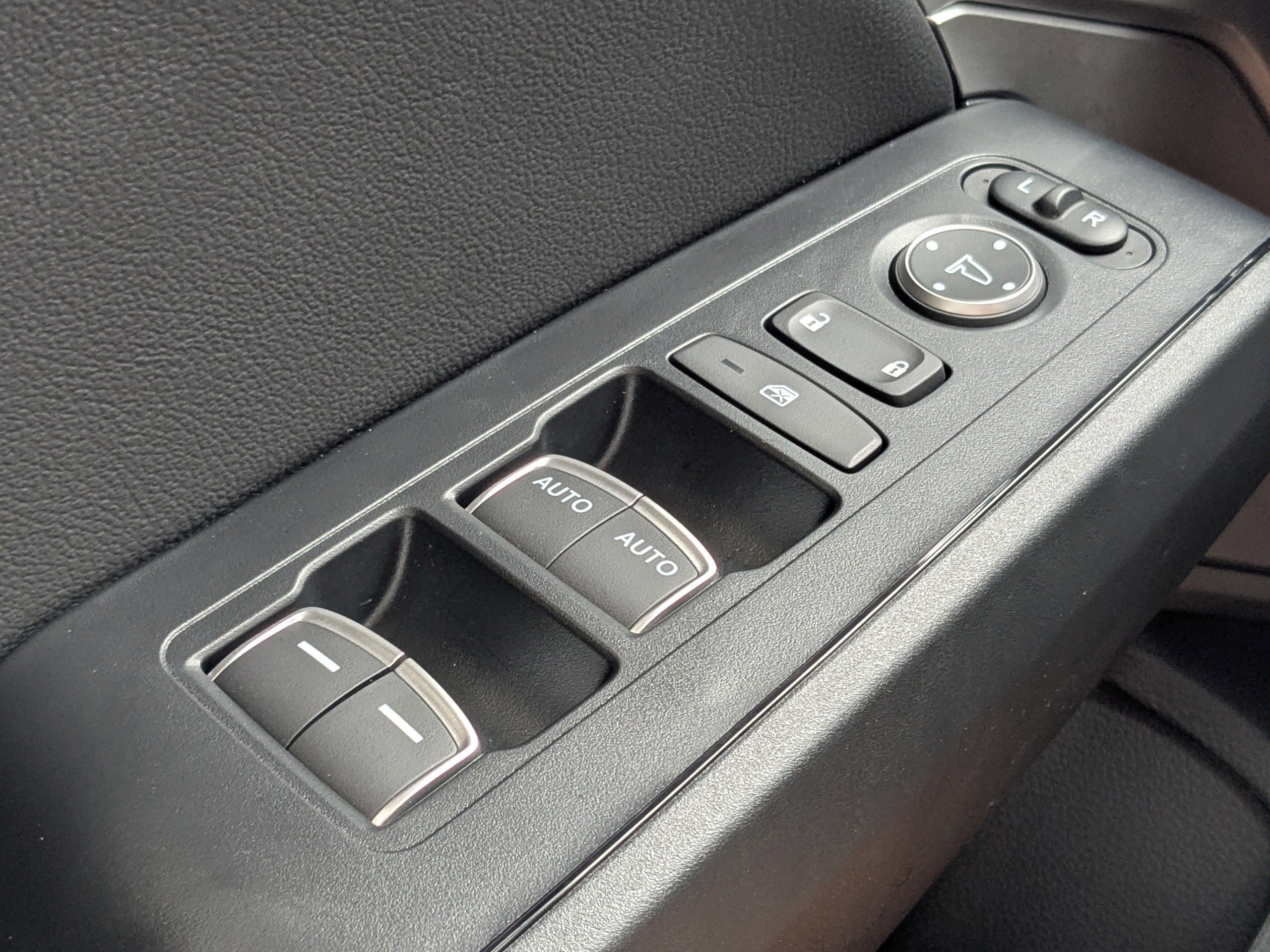 2025 Acura Integra Base photo 23