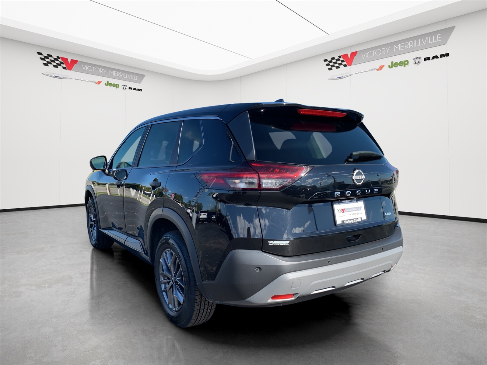 2023 Nissan Rogue S photo 3
