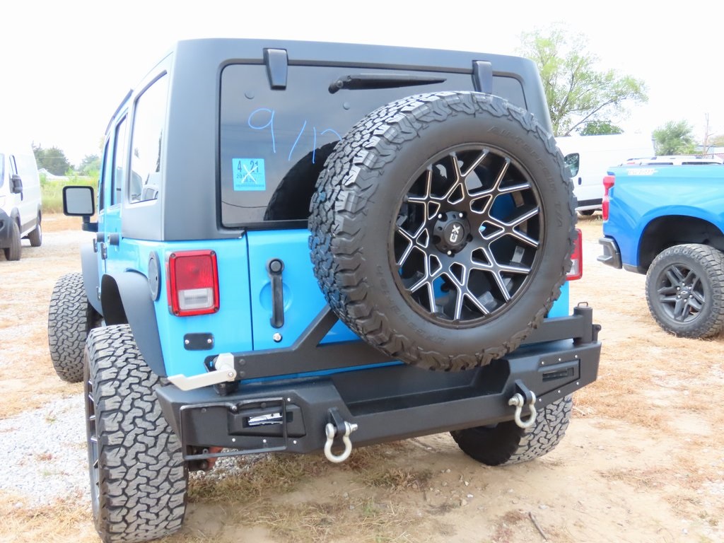 2017 Jeep Wrangler Unlimited Rubicon photo 13