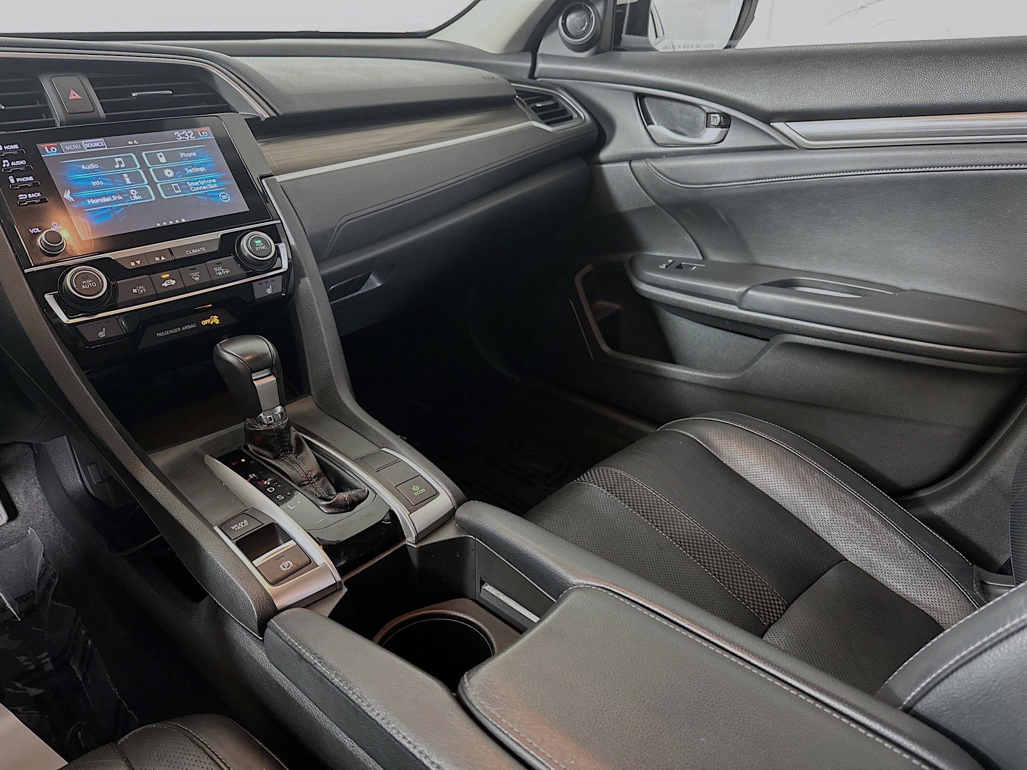 2019 Honda Civic EX-L photo 21