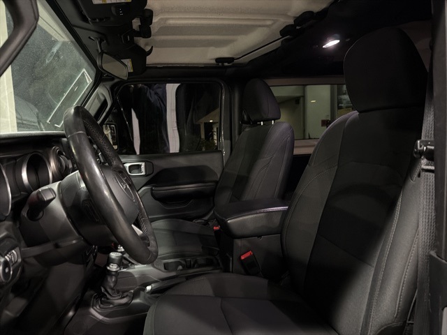 2018 Jeep Wrangler Sport S photo 2