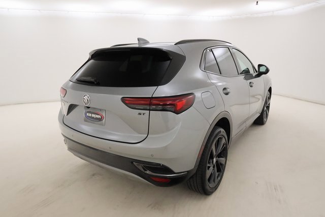 2023 Buick Envision Essence photo 3