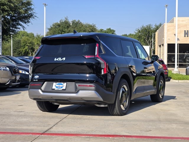 2026 Kia EV9 Light Long Range photo 6
