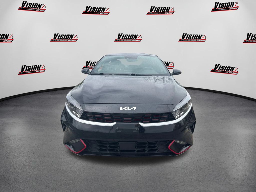 2023 Kia Forte GT-Line photo 2