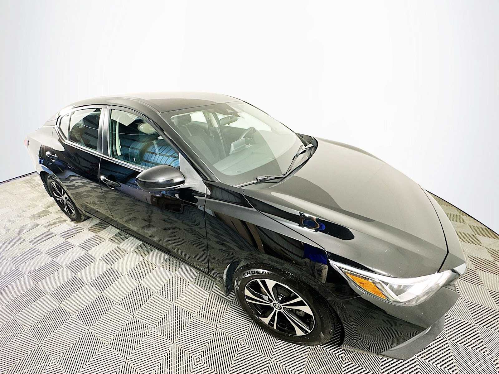 2021 Nissan Sentra SV photo 3