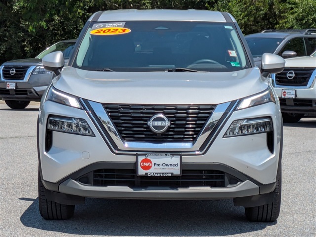 2023 Nissan Rogue SV photo 2
