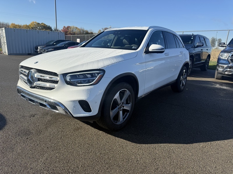 2022 Mercedes Benz GLC 300 4MATIC photo 2