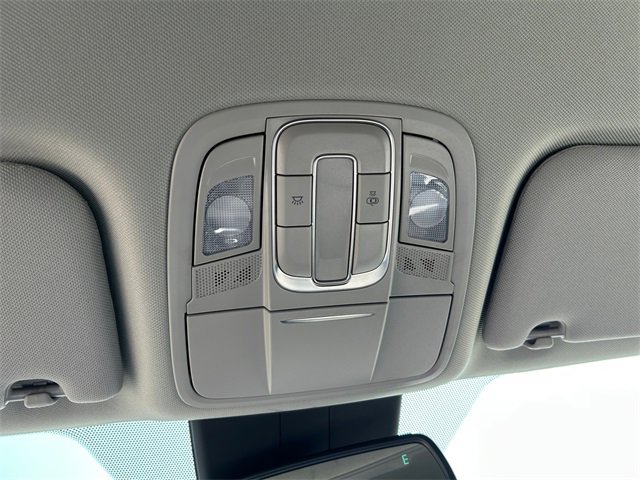 2020 Hyundai Santa Fe SEL photo 19