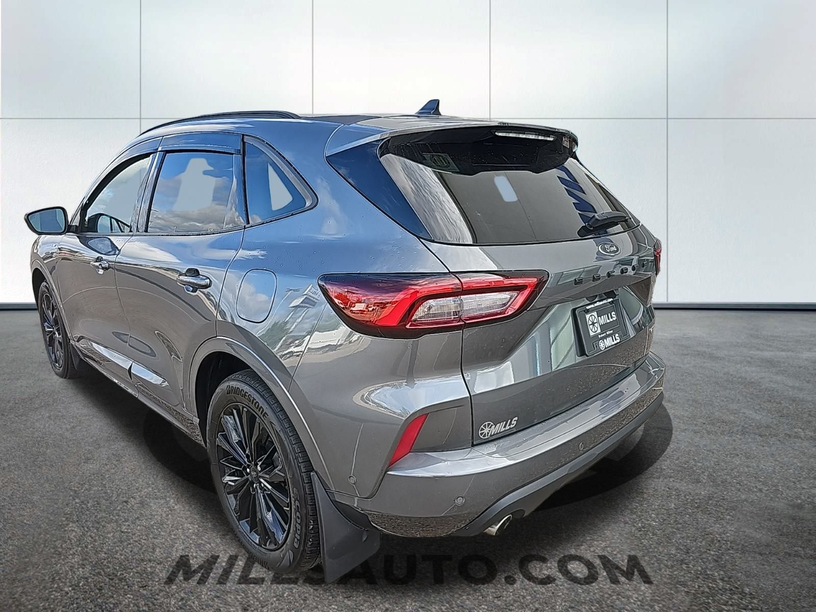 2023 Ford Escape ST-Line Elite photo 5
