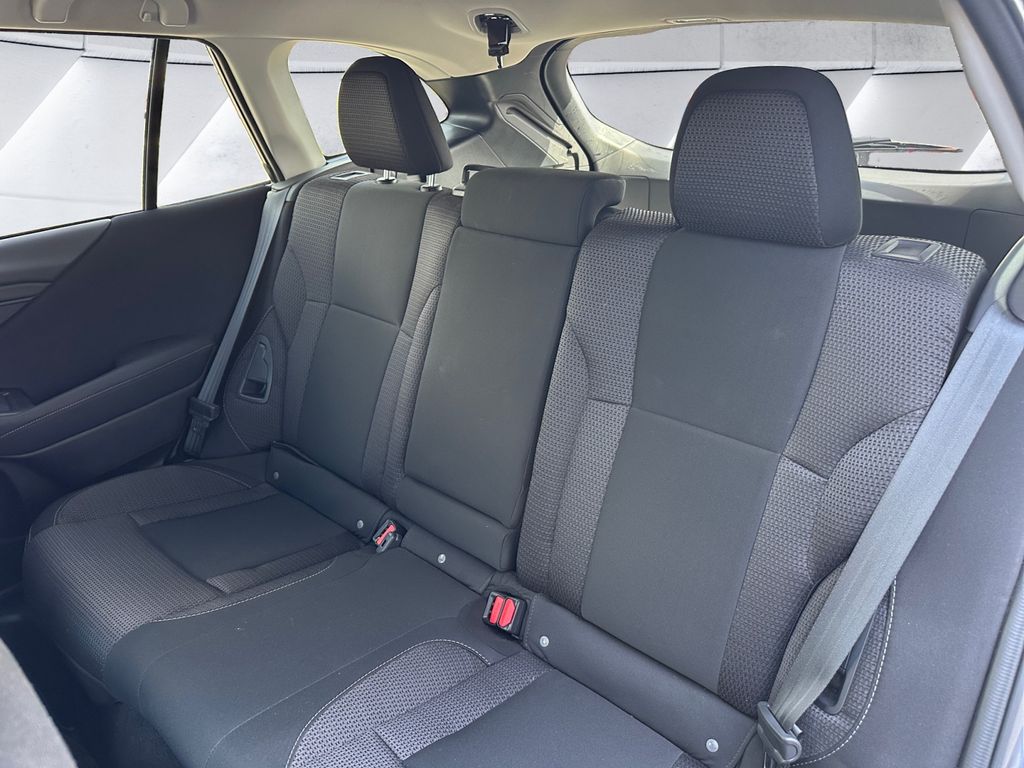 2025 Subaru Outback Premium photo 17