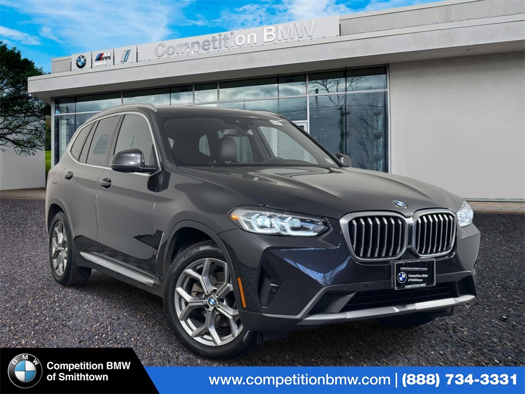 2022 BMW X3 30i's photo
