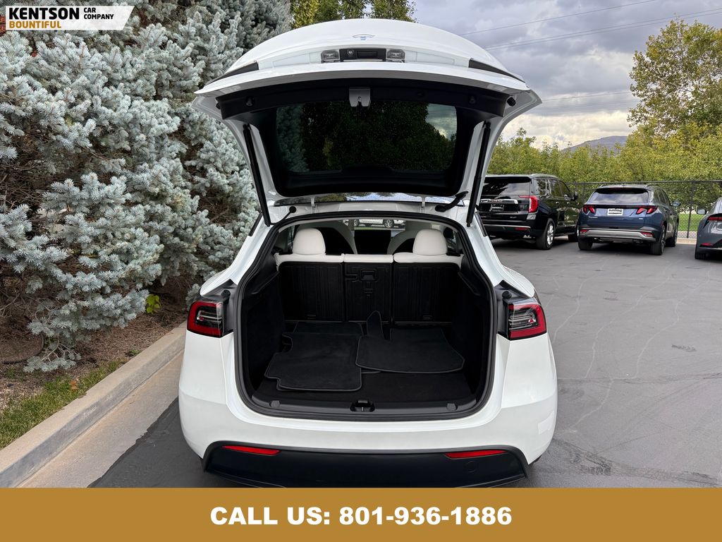2023 Tesla Model Y Long Range photo 23