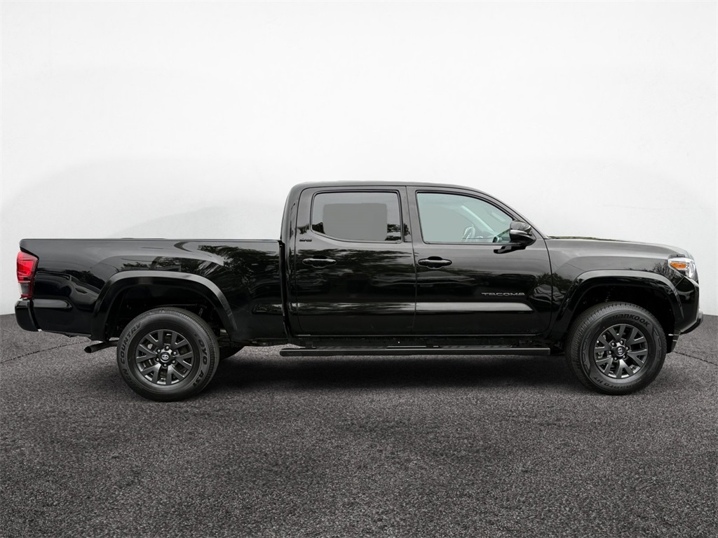 2023 Toyota Tacoma SR5 photo 7