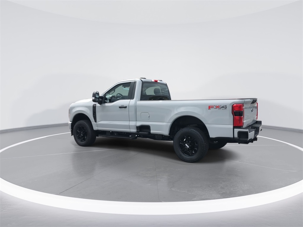 2025 Ford F-250 XL photo 6
