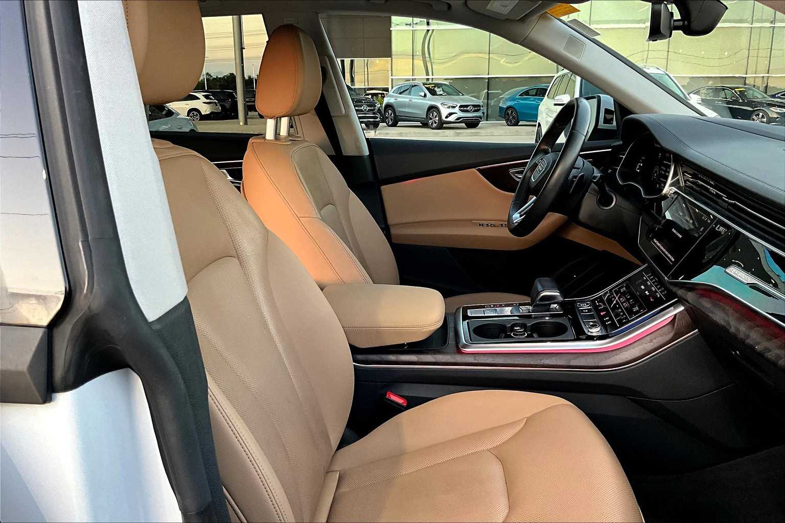 2019 Audi Q8 line Prestige photo 6