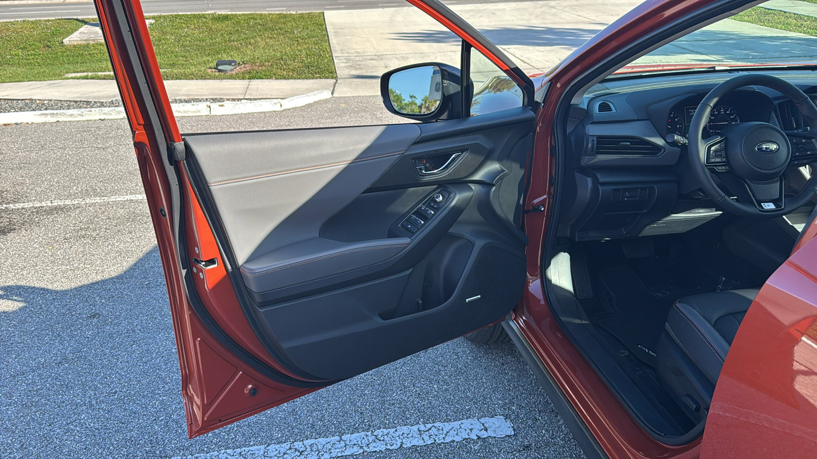 2025 Subaru Crosstrek Limited photo 10