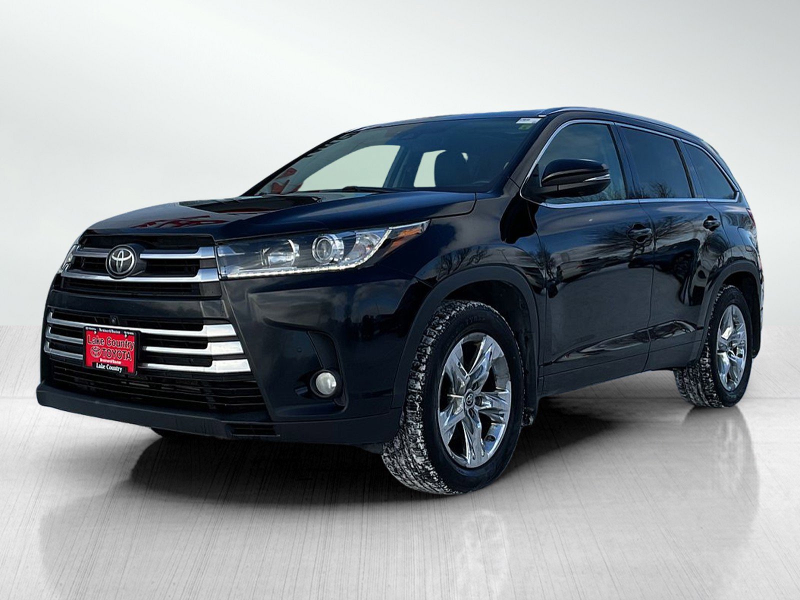 2018 Toyota Highlander Limited Platinum's photo