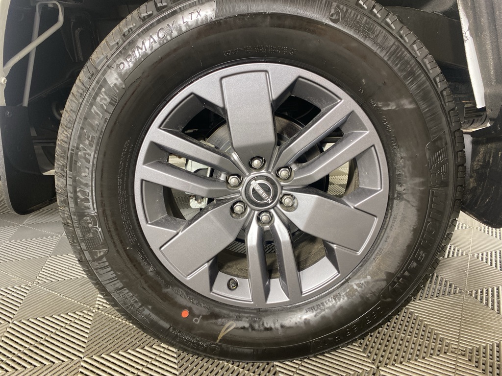 2025 Nissan Frontier SV photo 12