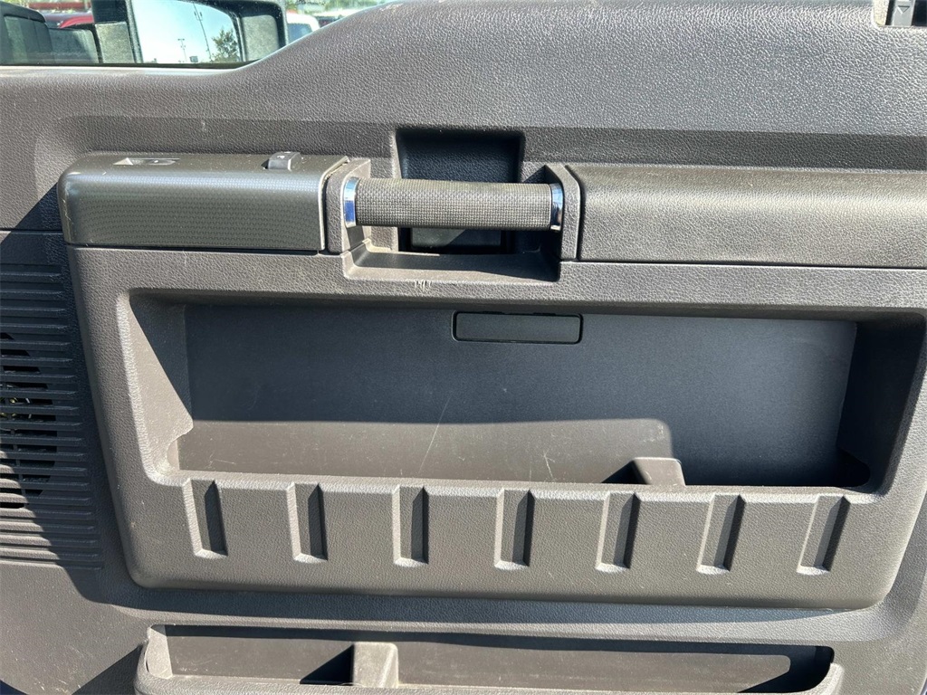 2009 Ford F-250 FX4 photo 17