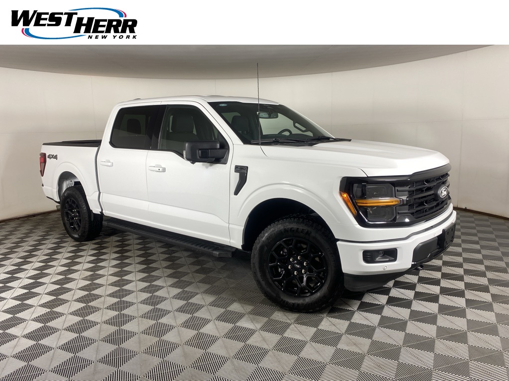 2025 Ford F-150 XLT's photo