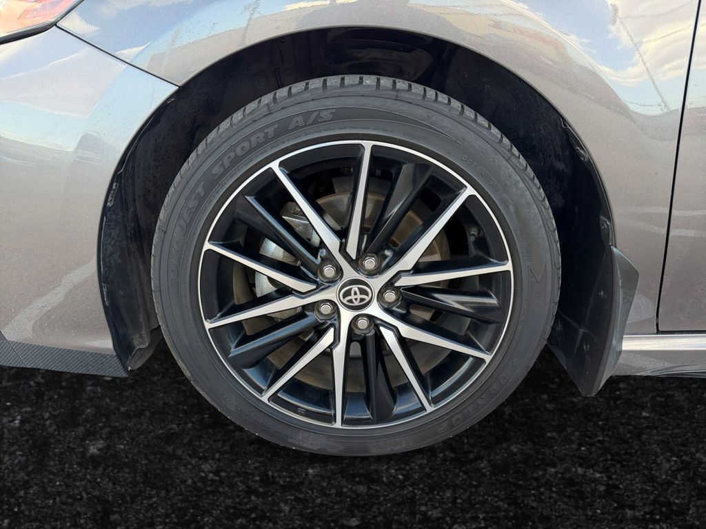 2024 Toyota Camry SE photo 18