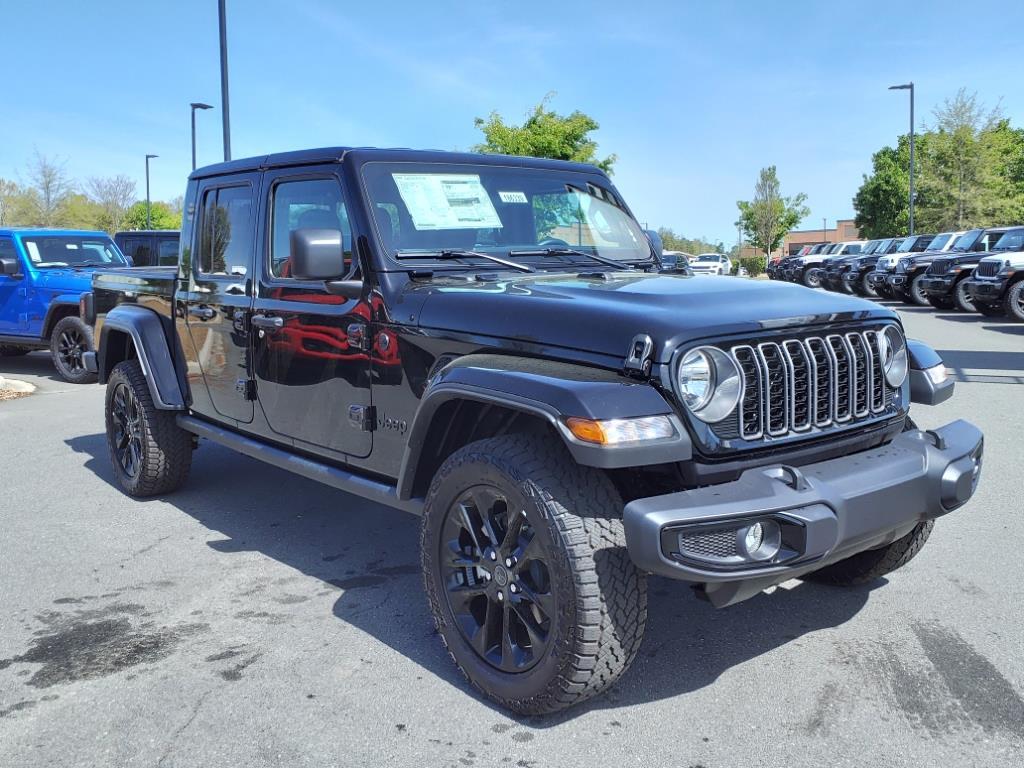 2025 Jeep Gladiator Sport photo 4