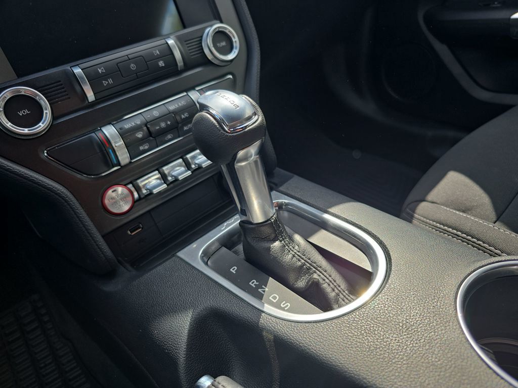 2021 Ford Mustang GT photo 22