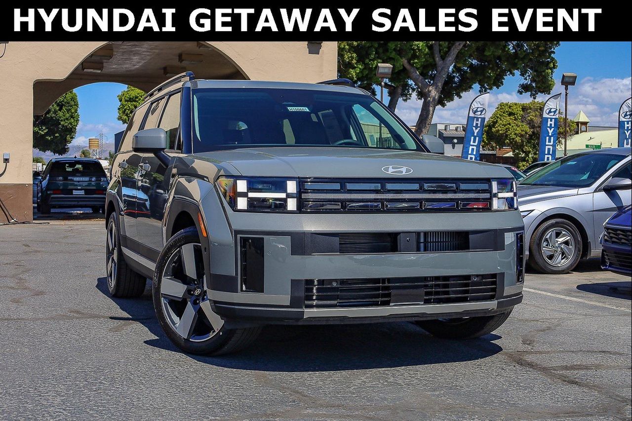 2026 Hyundai Santa Fe Limited's photo