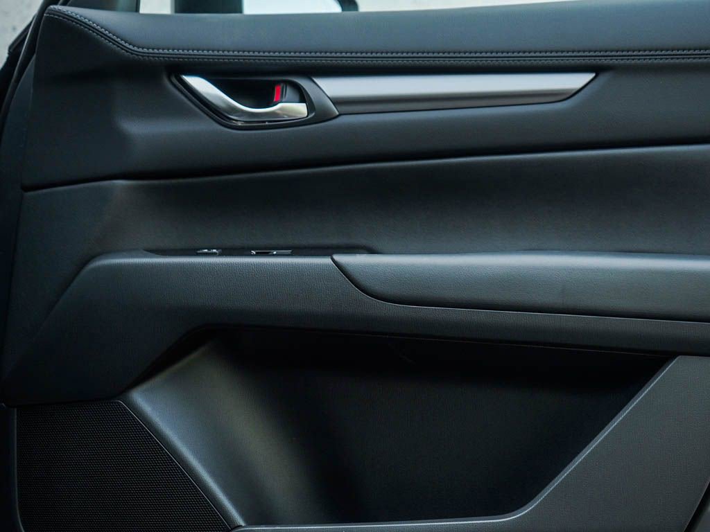 2025 Mazda CX-5 2.5 Select photo 8