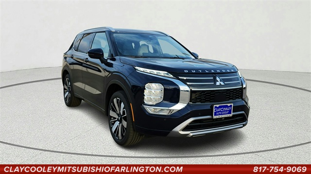 2025 Mitsubishi Outlander SEL's photo