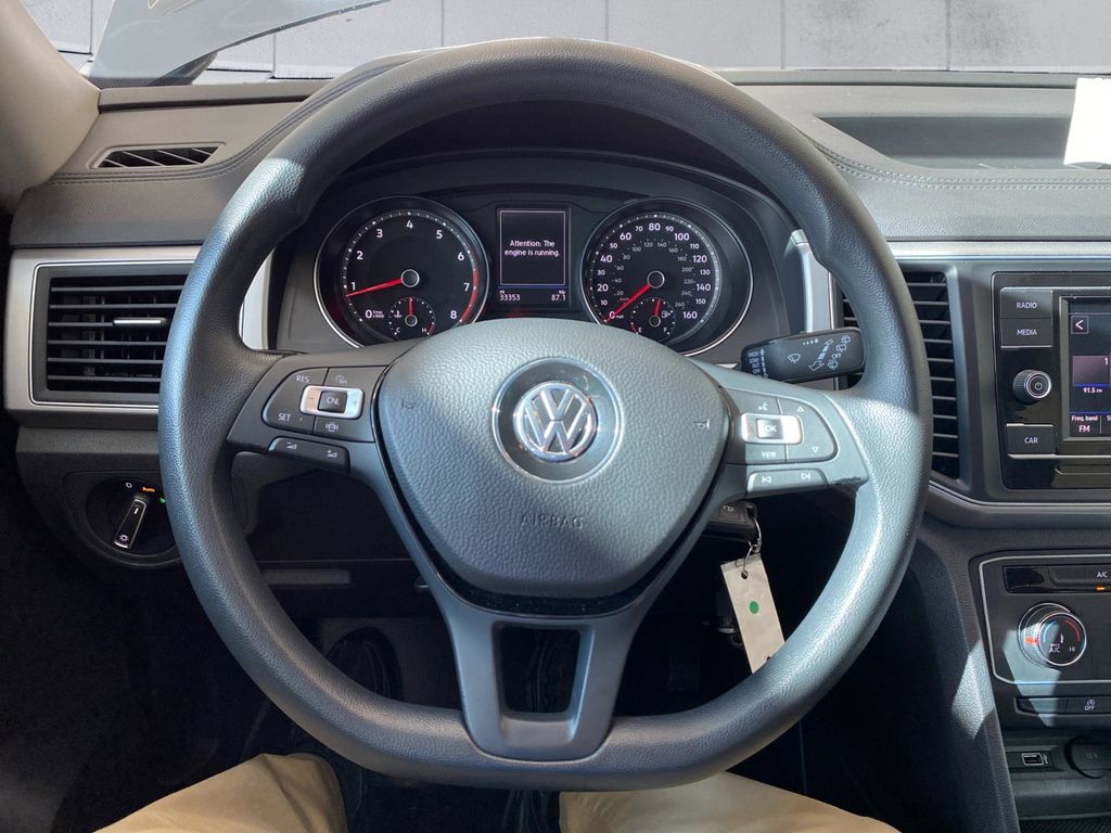 2019 Volkswagen Atlas S photo 4