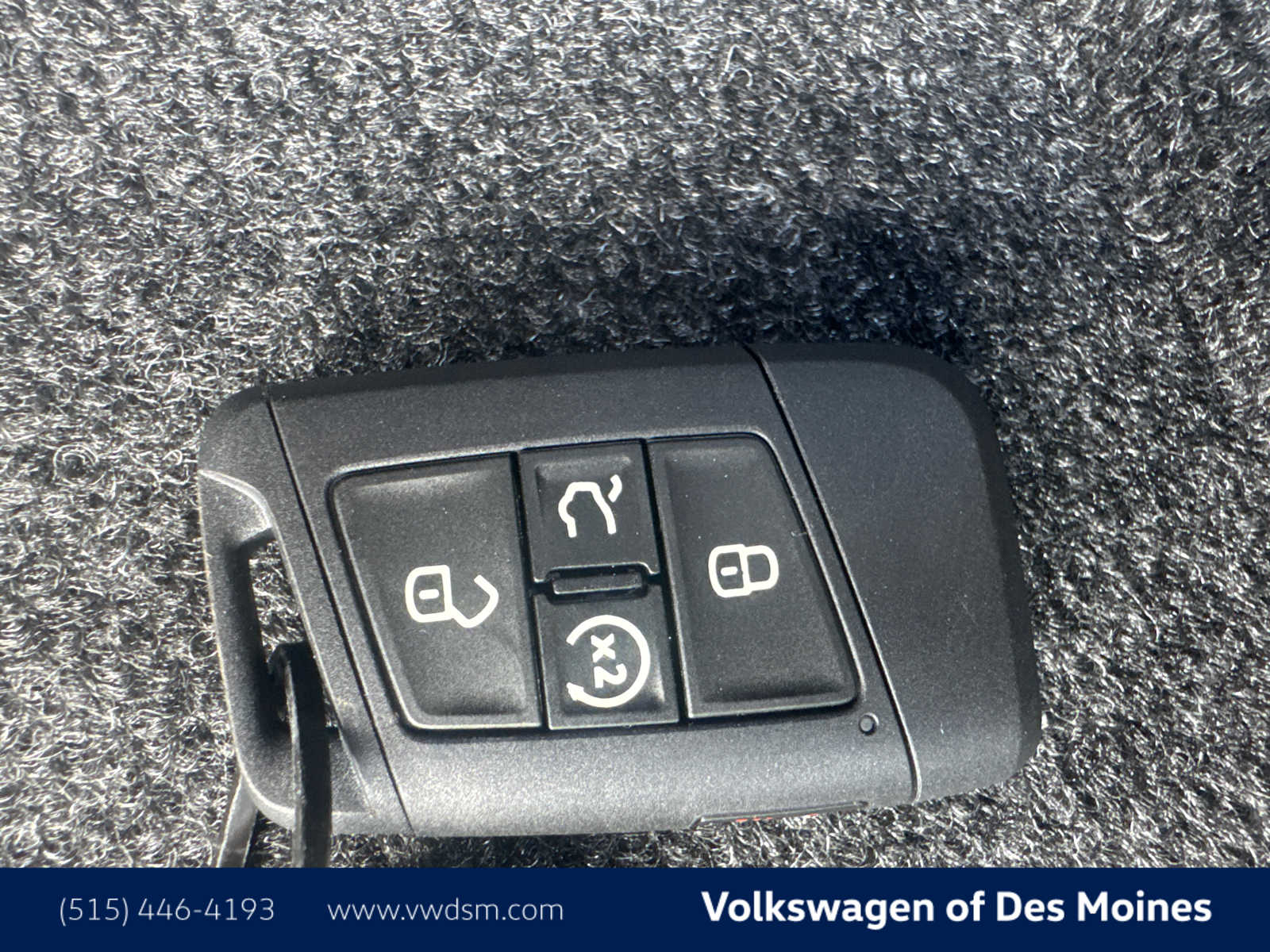 2025 Volkswagen Jetta SEL photo 19