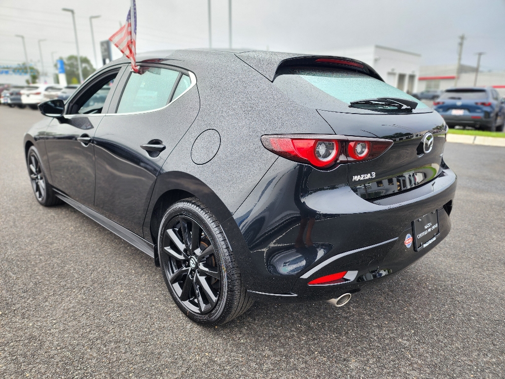 2025 Mazda Mazda3 2.5 Select Sport photo 13